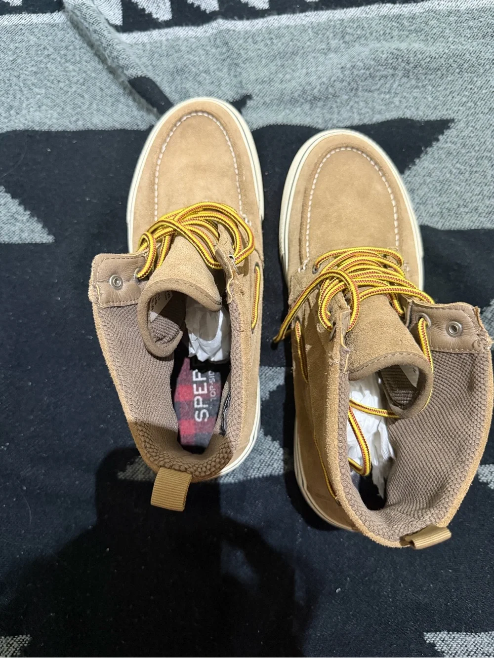 Sperry Men’s Tan Suede Chukka Boat Shoes size 10.5